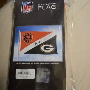 Green Bay / Chicago Bears House Divided Flag!  New in Package